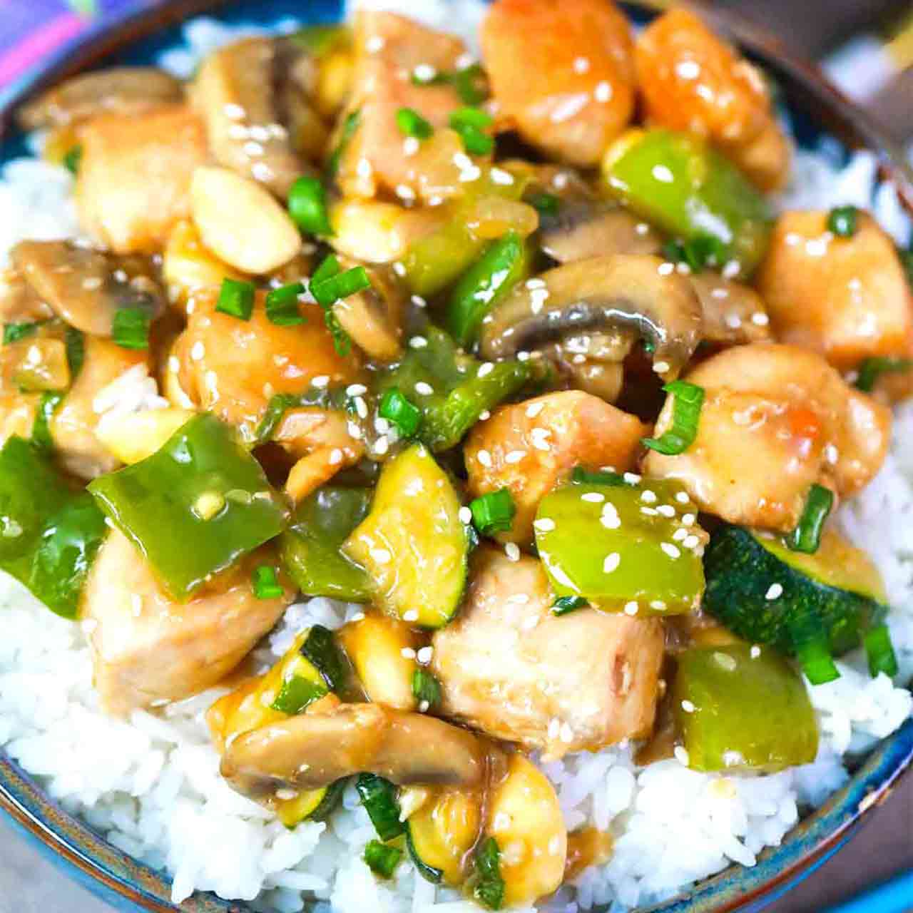 Chicken With Almonds Image